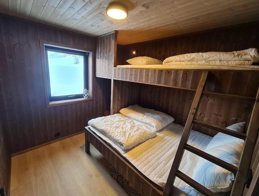 Ladebua Villa Brunstad Bagian luar foto